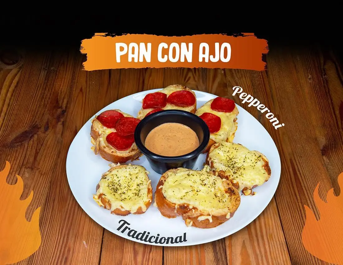 Pan con ajo tradicional y con pepperoni